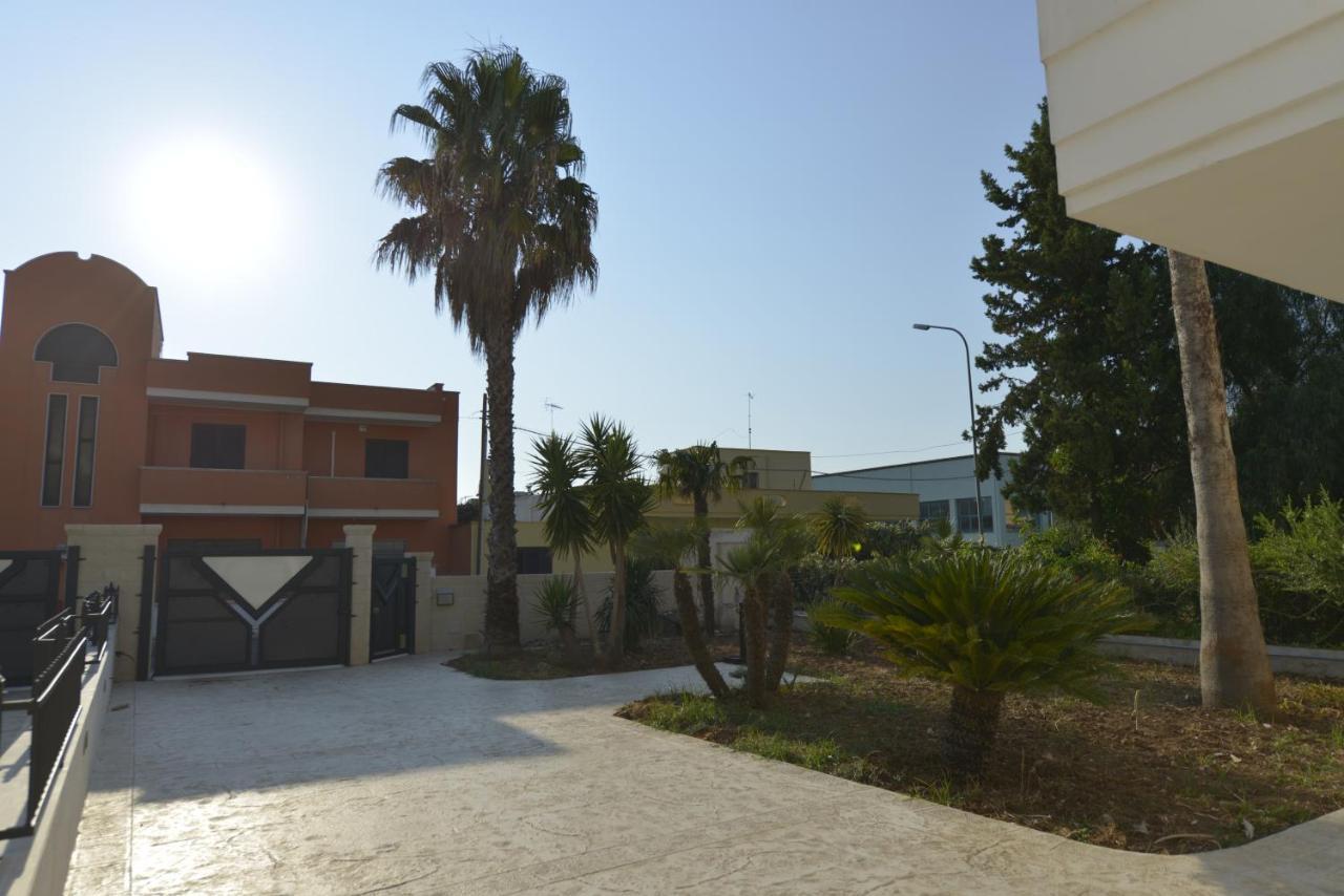 B&B Dei Ciclopi Salice Salentino Bagian luar foto