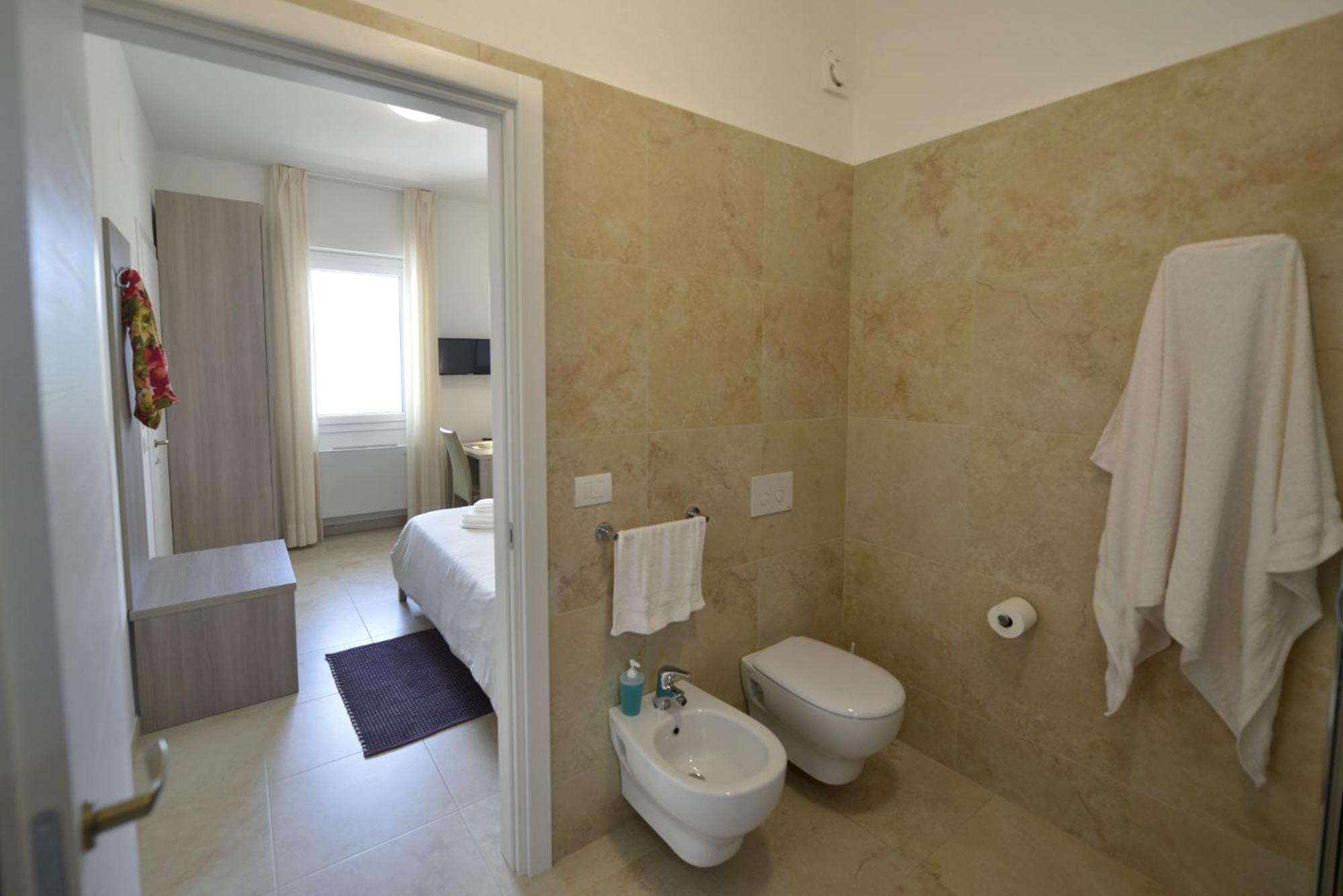 B&B Dei Ciclopi Salice Salentino Bagian luar foto